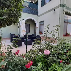 Guest house Pratza Froria, Villasimius